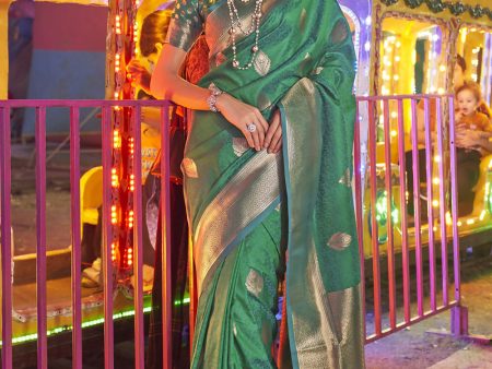 Beautiful Green Handloom Weaving Silk Saree - Emponline Online