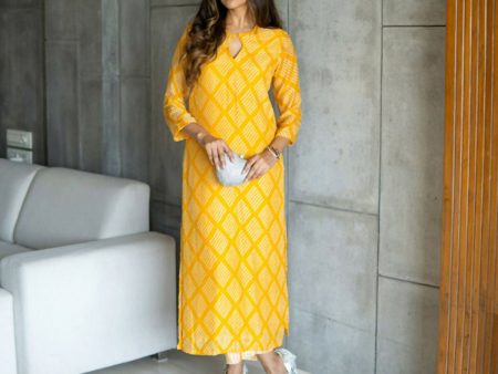 Aastha Fashion Women s Yellow Pure Muslin Heavy Digital Printed Designer Kurti with Palazzo Online now