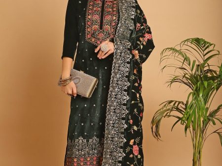 Aastha Fashion Women s Green Velvet Floral Resham Thread with Jari & Sequince work Designer Straight Suit Set Sale